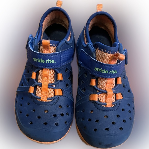 Stride Rite Other - StrideRite Made to Play - Size 7 (2T)